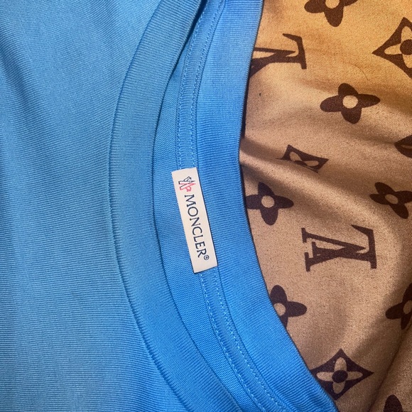 Moncler Logo T shirt - Picture 7 of 7